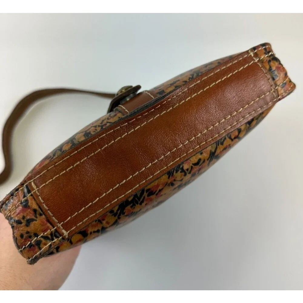 Patricia Nash Venezia‎ Crossbody Floral Brown Leather Strap Snap Slim Bag Purse